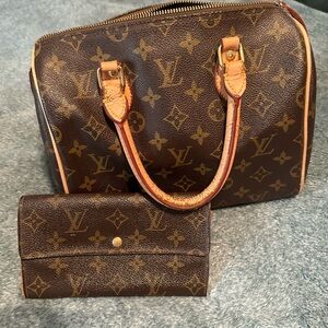 Louise Vuitton purse and wallet set